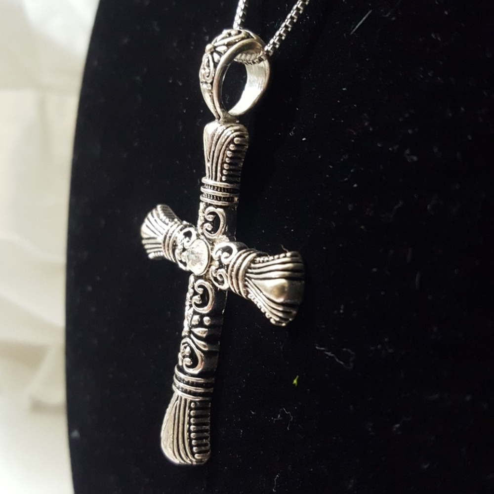 Silver Cross - Picture 3 of 5